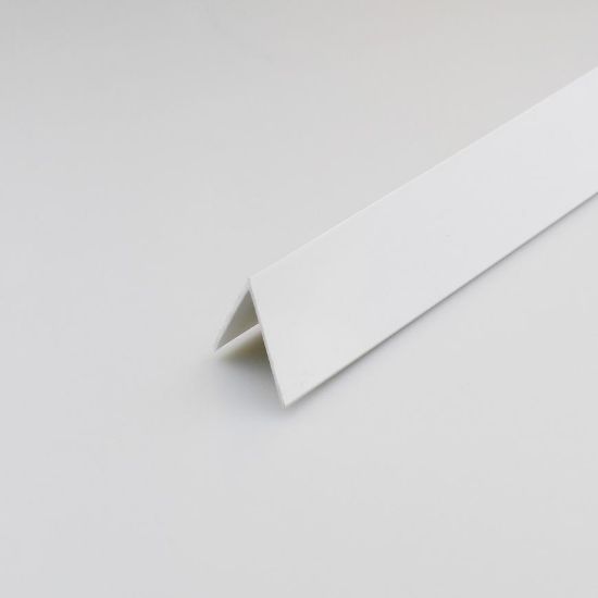 PVC kampinis strypas baltas satinas 7x7x1000 paveikslėlis